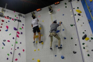 indoor rock climbing friendly competition at Hub Markham